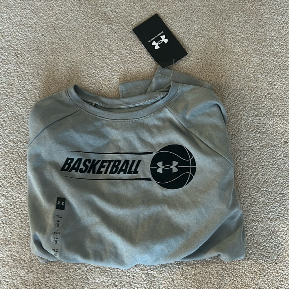 boys under Armour, long sleeve T-shirt